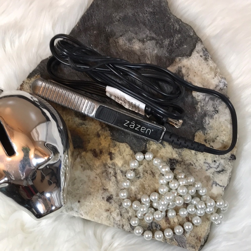 Zazen Mini Travel Hair Straightener, Tested!  Works Great!